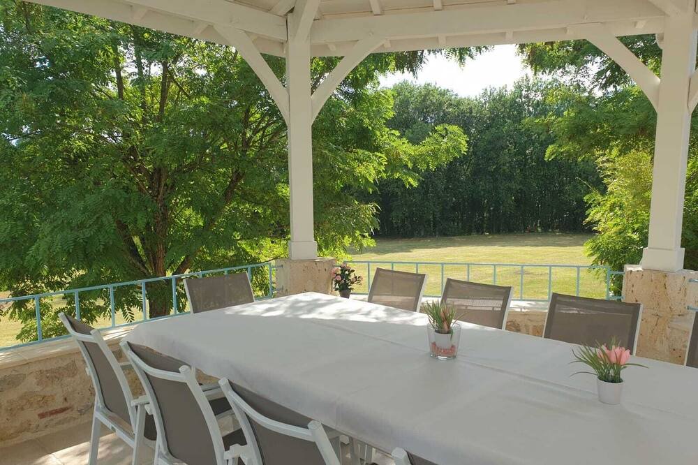Photo of Patio Balcony in Fregimont