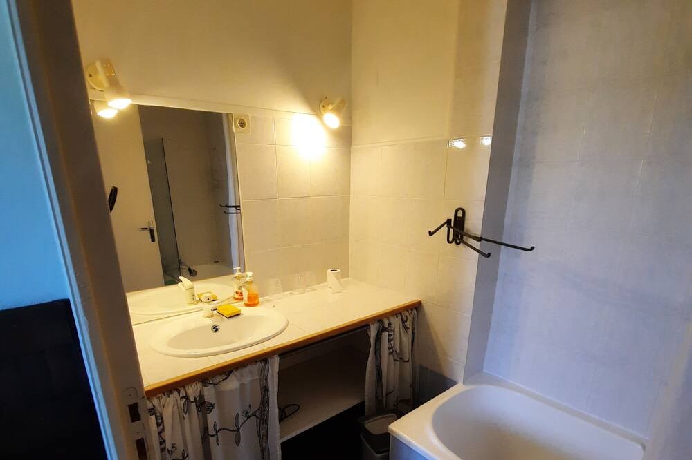 Photo of Bathroom in Marnac