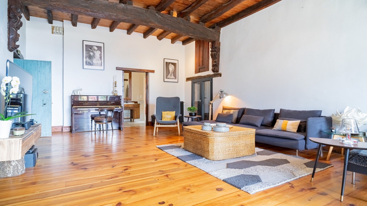 Photo of Livingroom in Belus