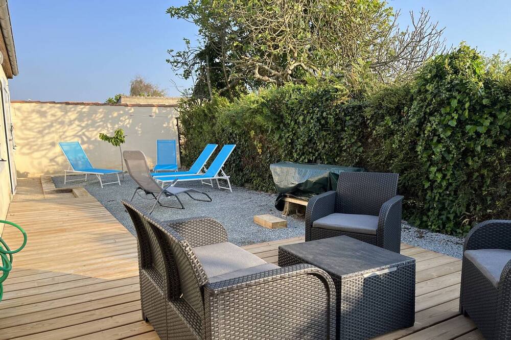 Photo of Outdoor in Cheray