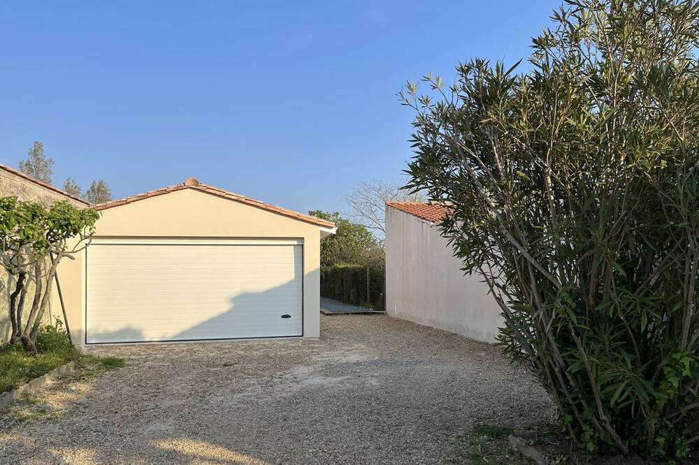 Photo of Outdoor in Cheray