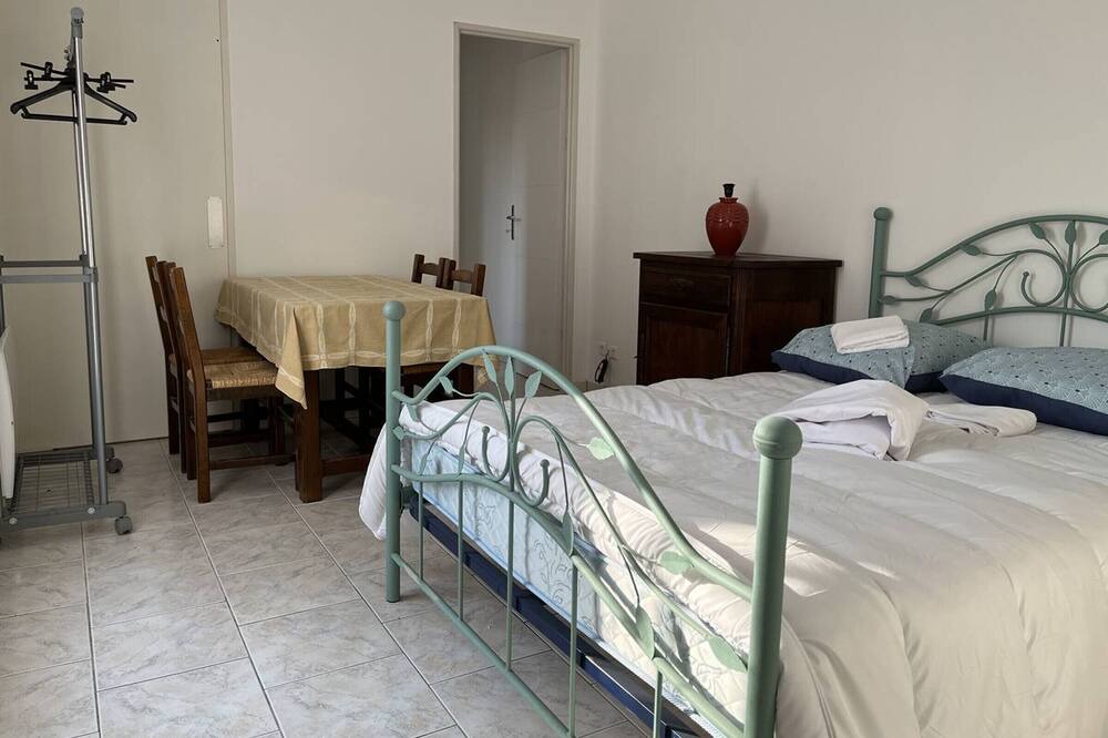 Photo of Bedroom in Cheray