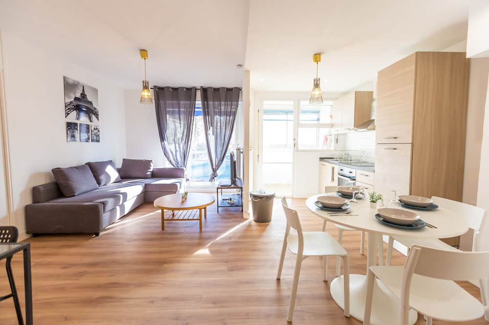 Photo of Livingroom in La Villette