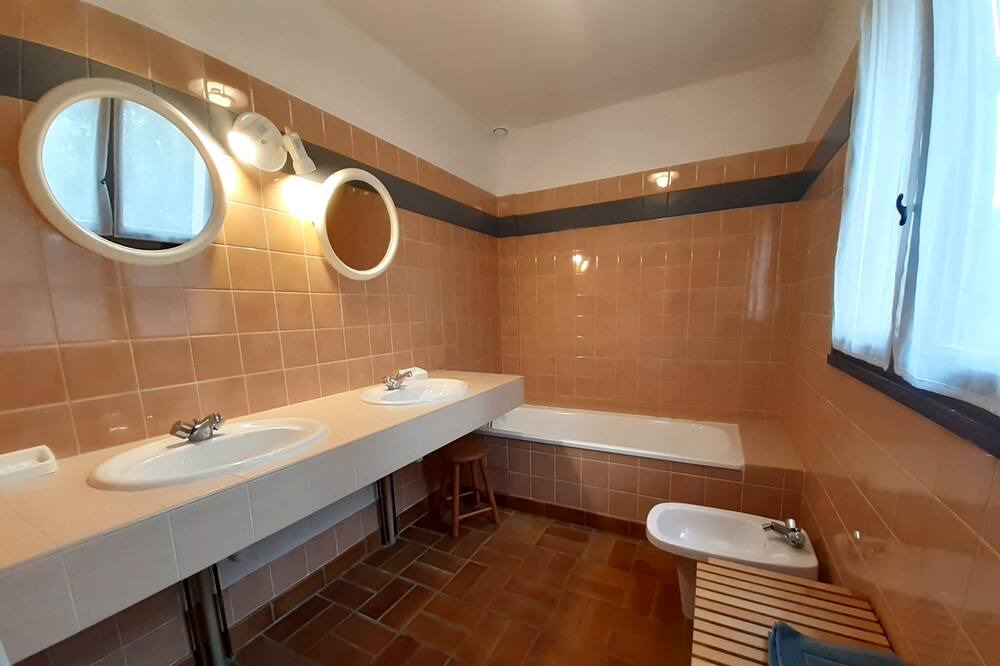 Photo of Bathroom in Pyla-sur-Mer