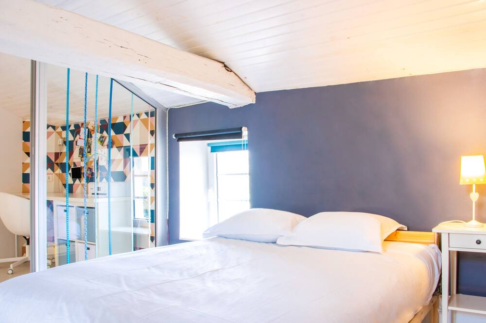 Photo of Bedroom in Latille