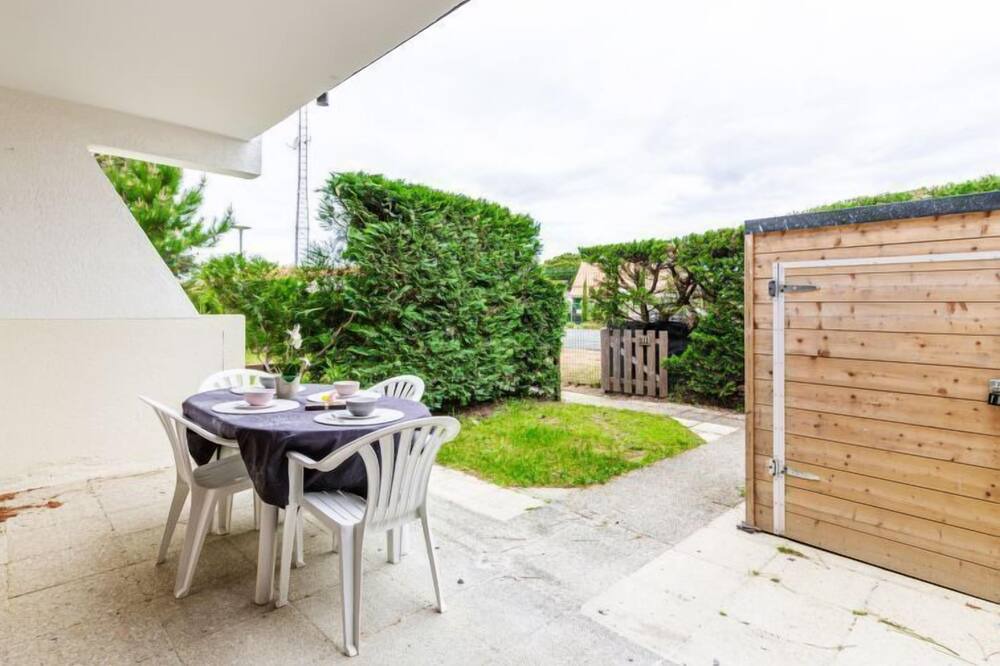 Photo of Patio Balcony in Les Mathes