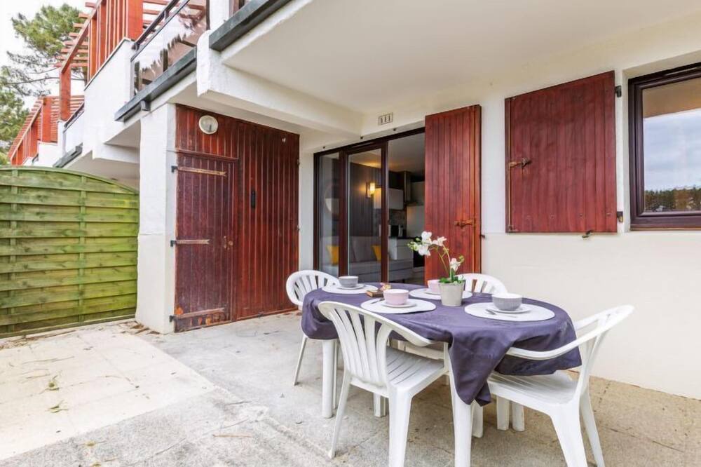 Photo of Patio Balcony in Les Mathes