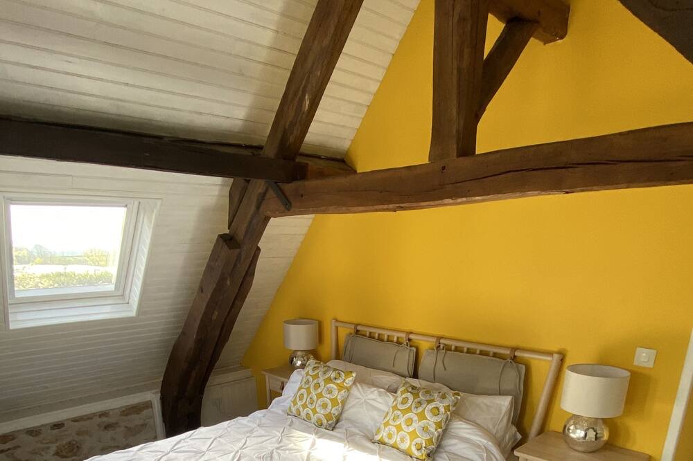 Photo of Bedroom in Montgibaud