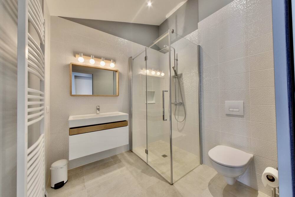 Photo of Bathroom in Le Bois-Plage-en-Re