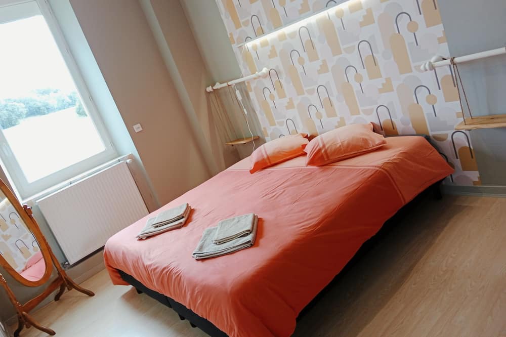 Photo of Bedroom in Nerac