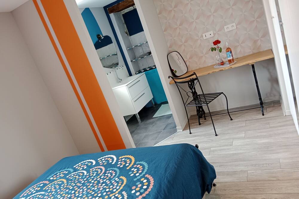 Photo of Bedroom in Nerac