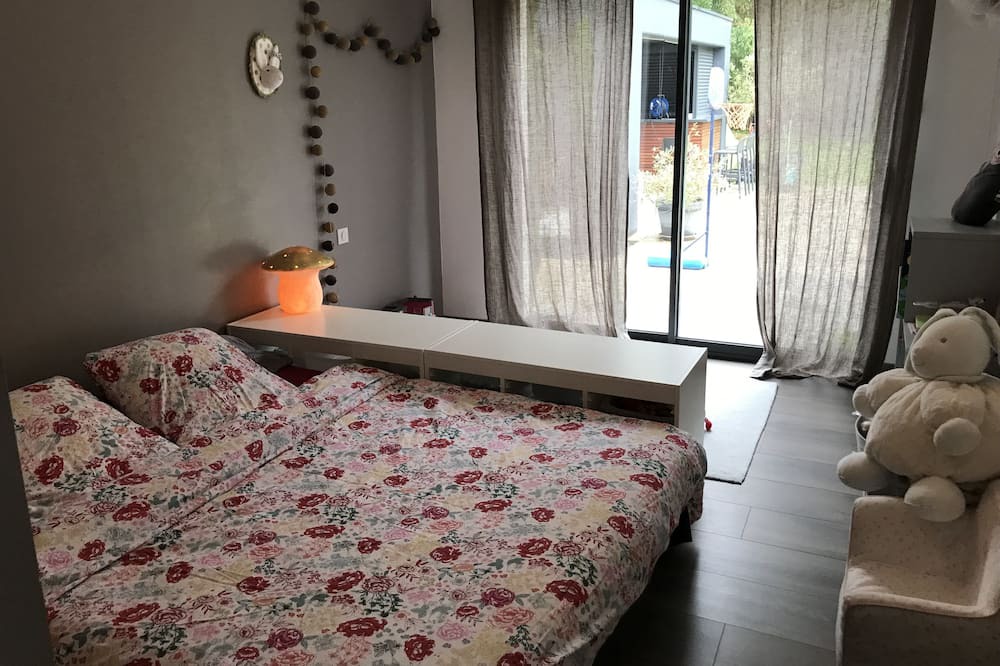 Photo of Bedroom in La Brede