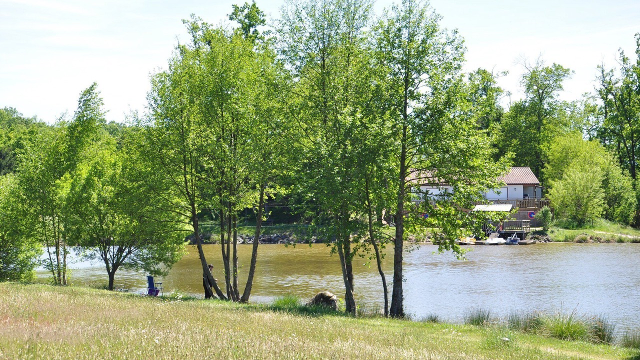 Photo of Outdoor in Nontron