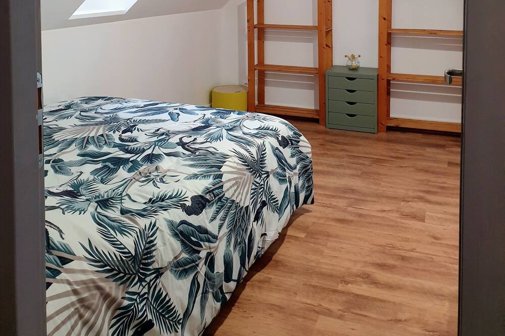 Photo of Bedroom in Boeil-Bezing