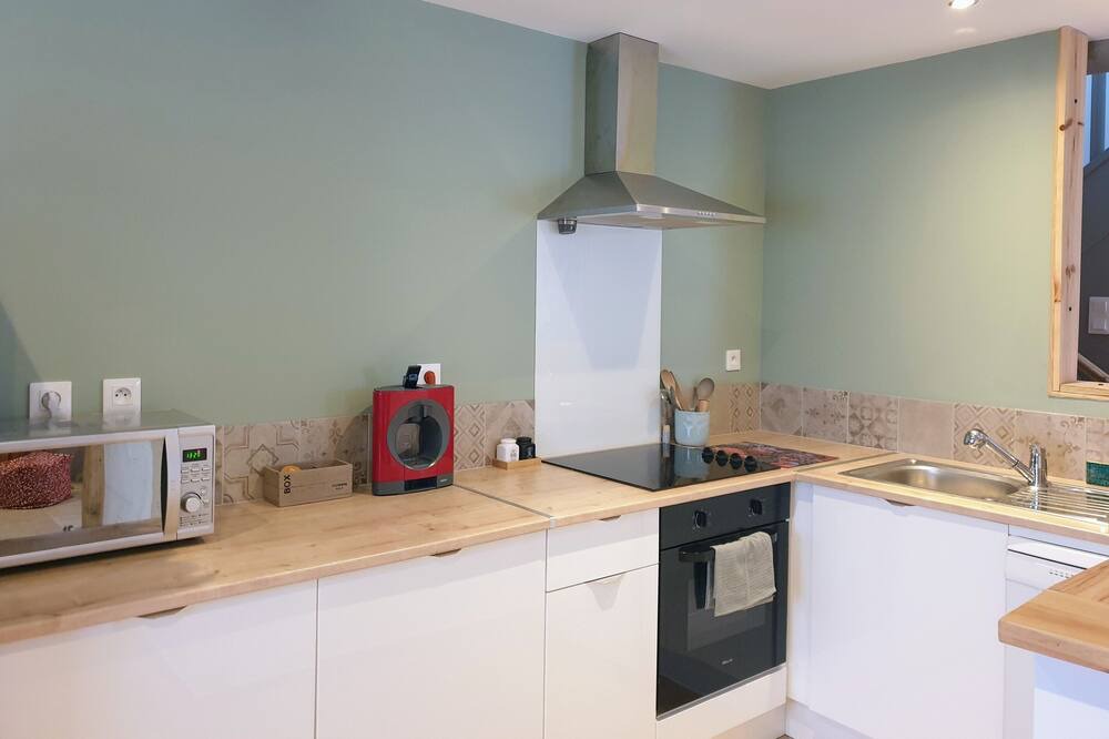 Photo of Kitchen in Boeil-Bezing