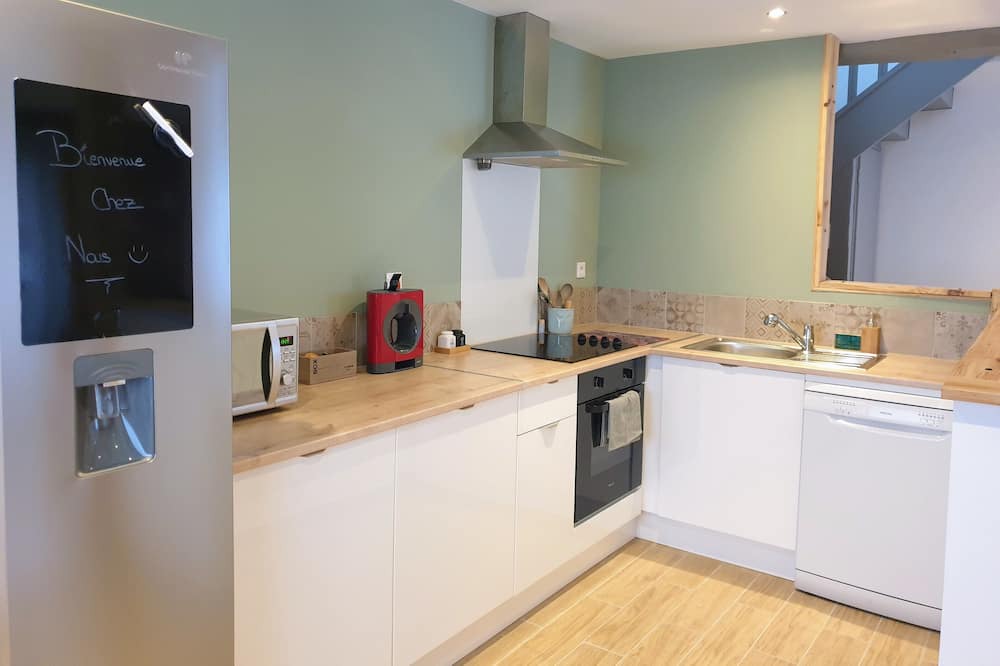 Photo of Kitchen in Boeil-Bezing