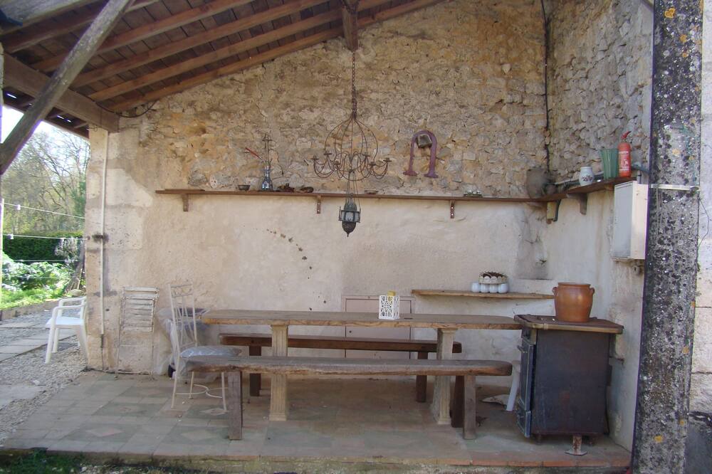 Photo of Patio Balcony in Mareuil en Perigord