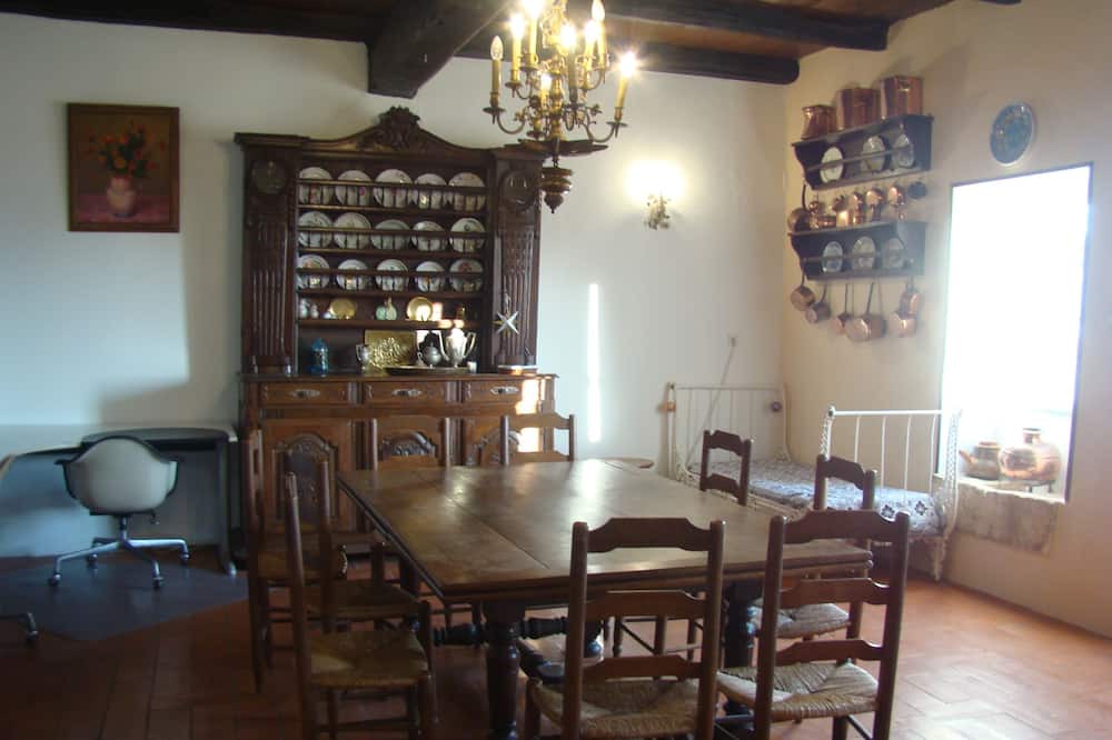 Photo of Kitchen in Mareuil en Perigord