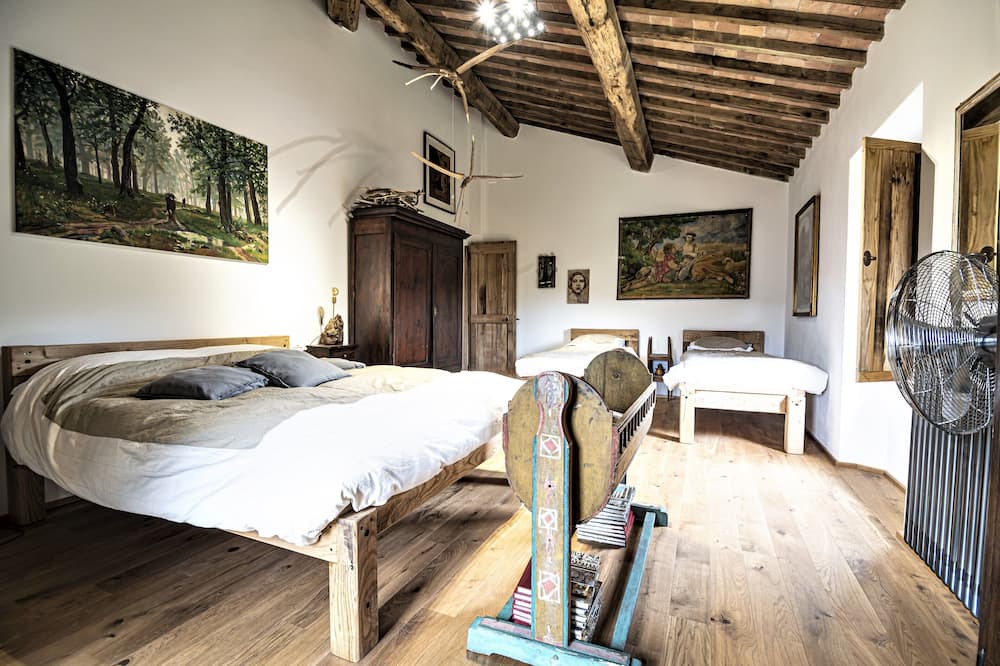 Photo of Bedroom in Montorsaio