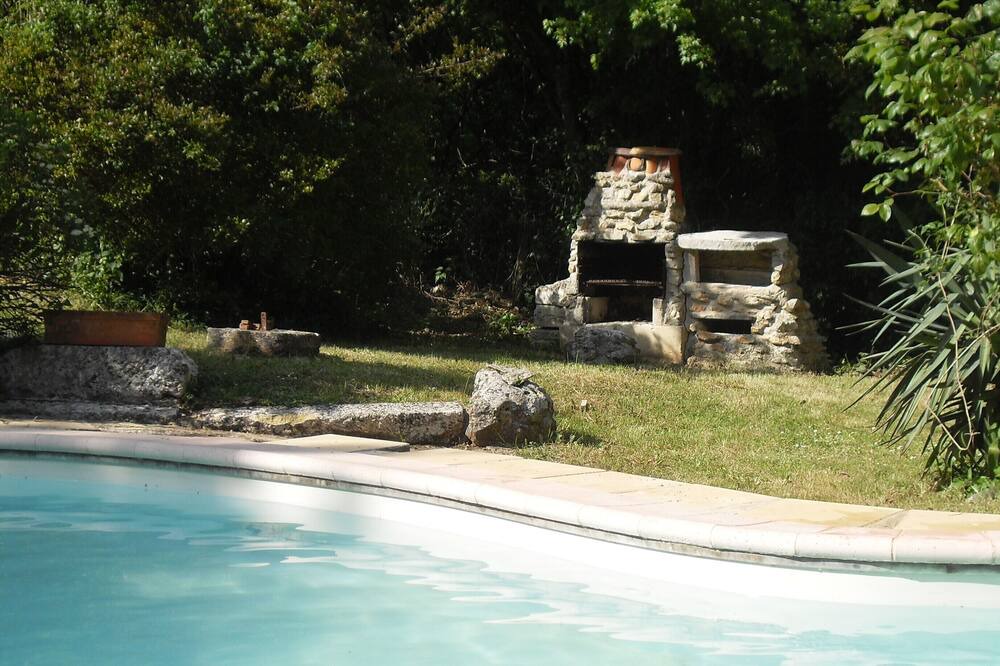 Photo of Outdoor in Saint-Vaize