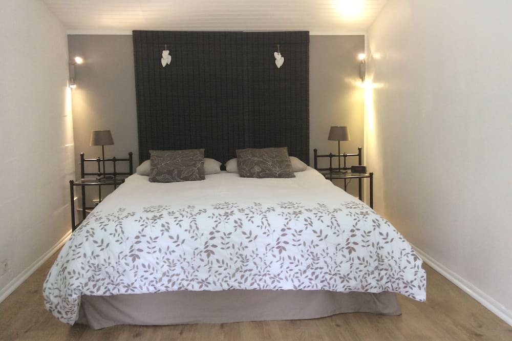 Photo of Bedroom in Saint-Vaize