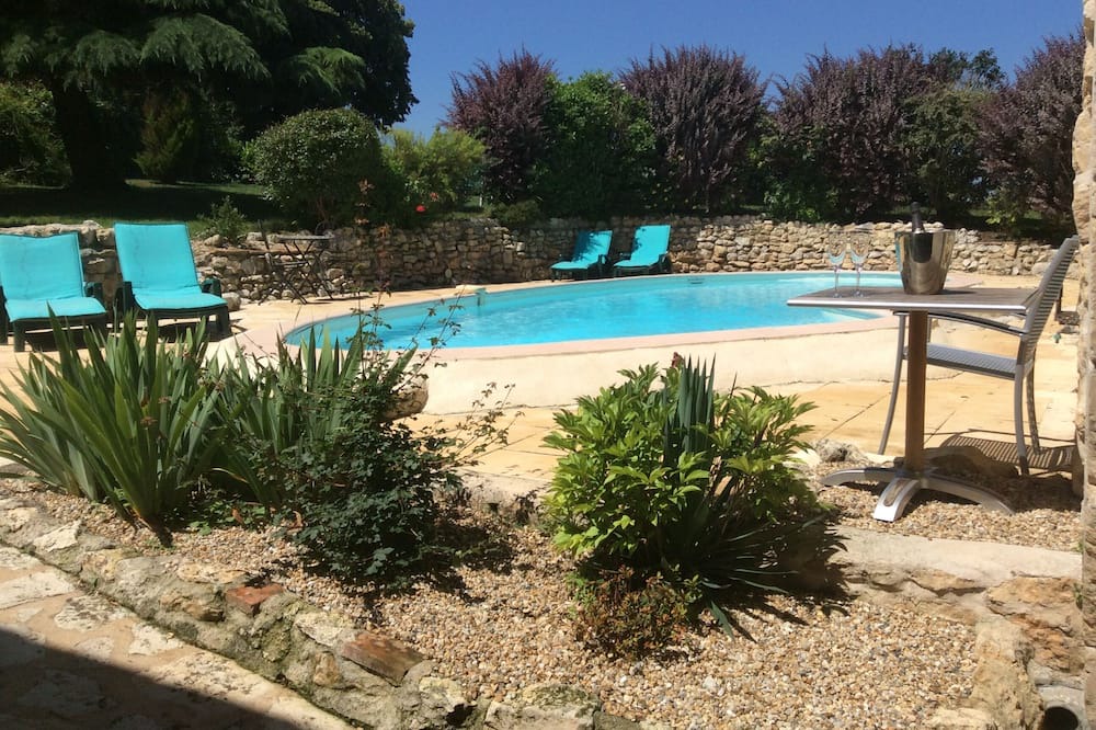 Photo of Outdoor in Saint-Vaize