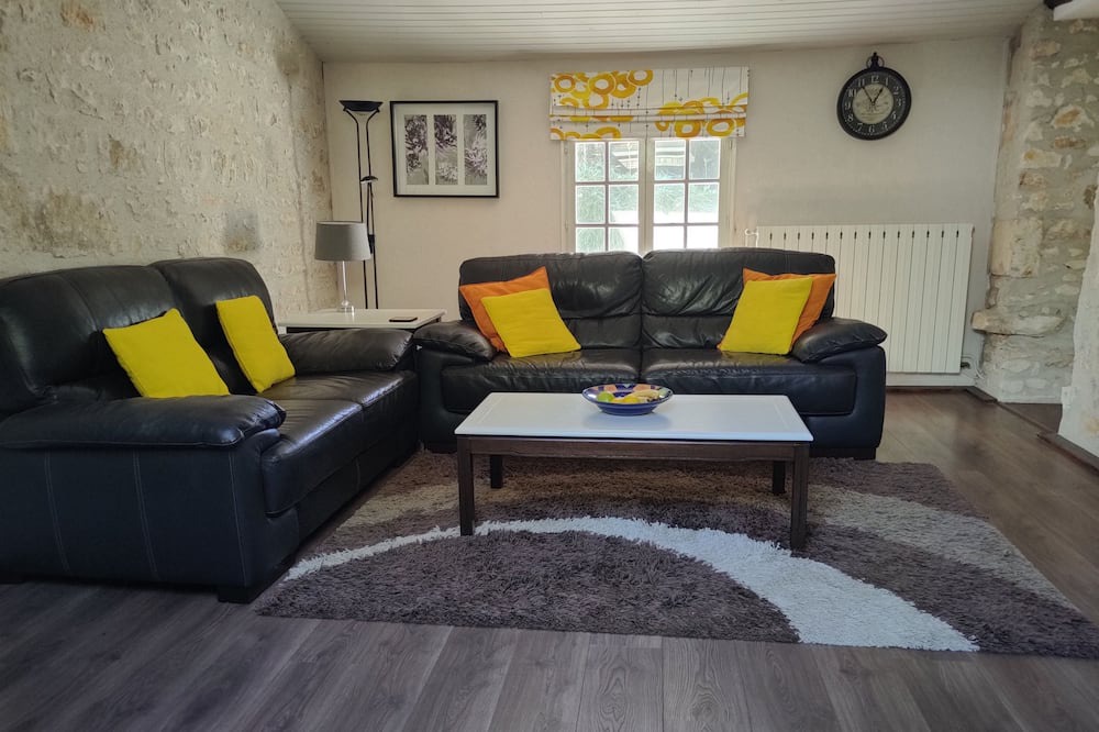 Photo of Livingroom in Saint-Vaize