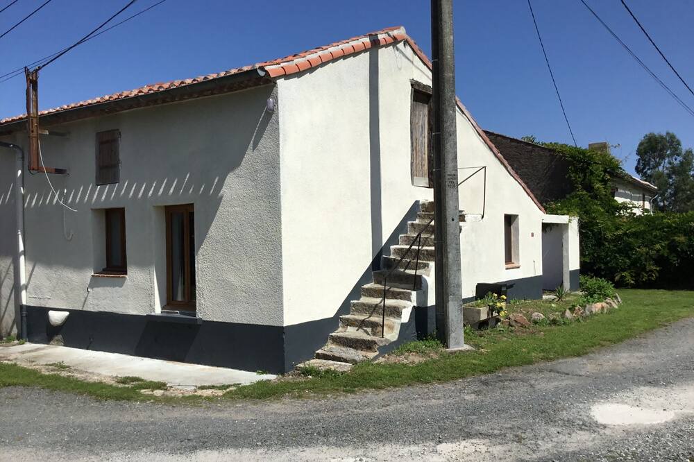 Photo of Outdoor in Millac