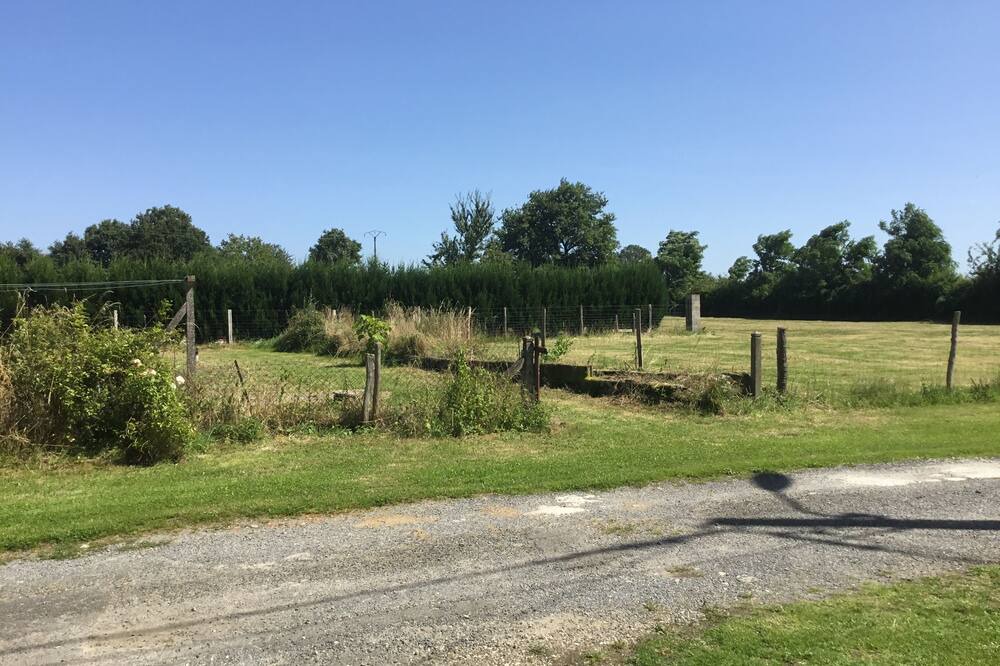 Photo of Outdoor in Millac