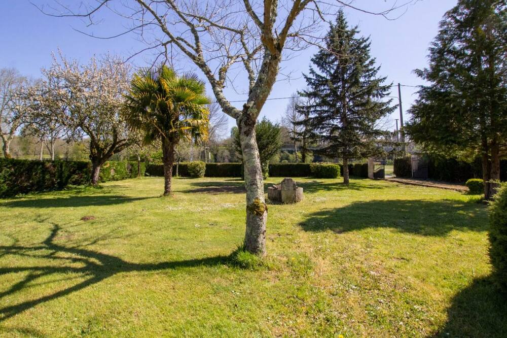 Photo of Outdoor in Bourdeilles