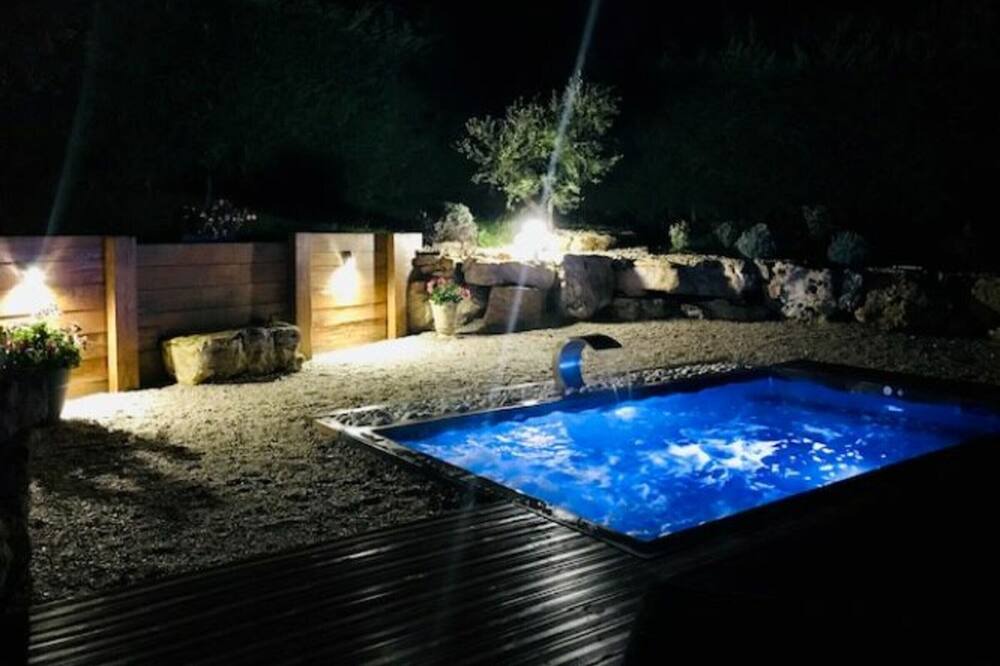 Photo of Outdoor in Saint-Cybranet