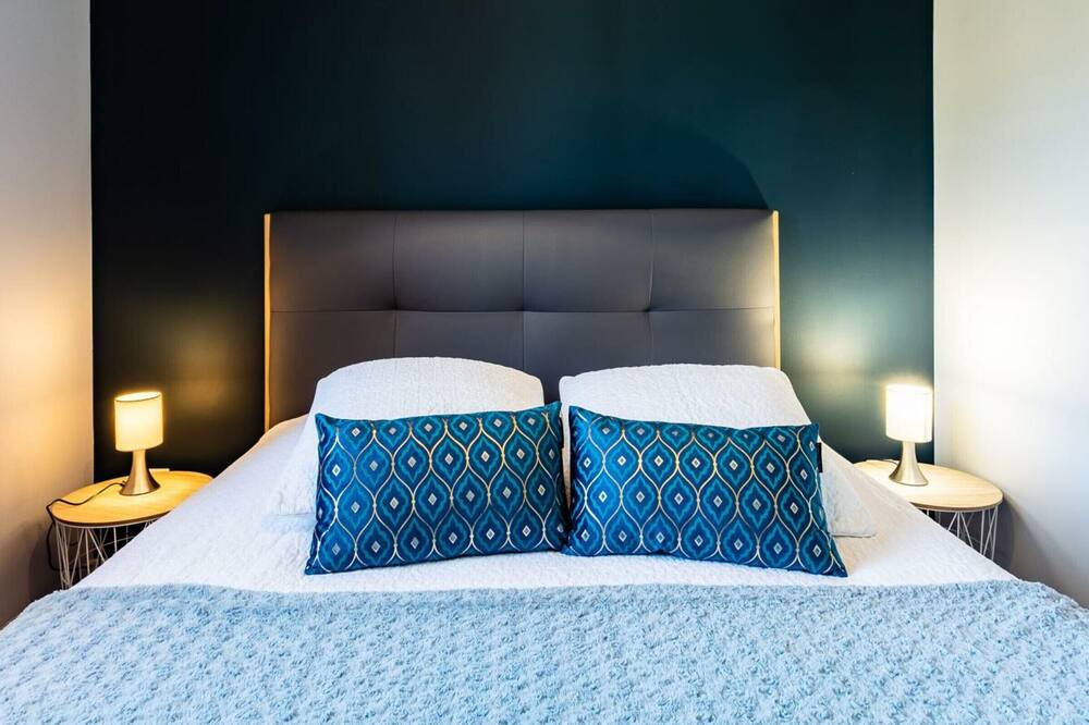Photo of Bedroom in Saint-Cybranet