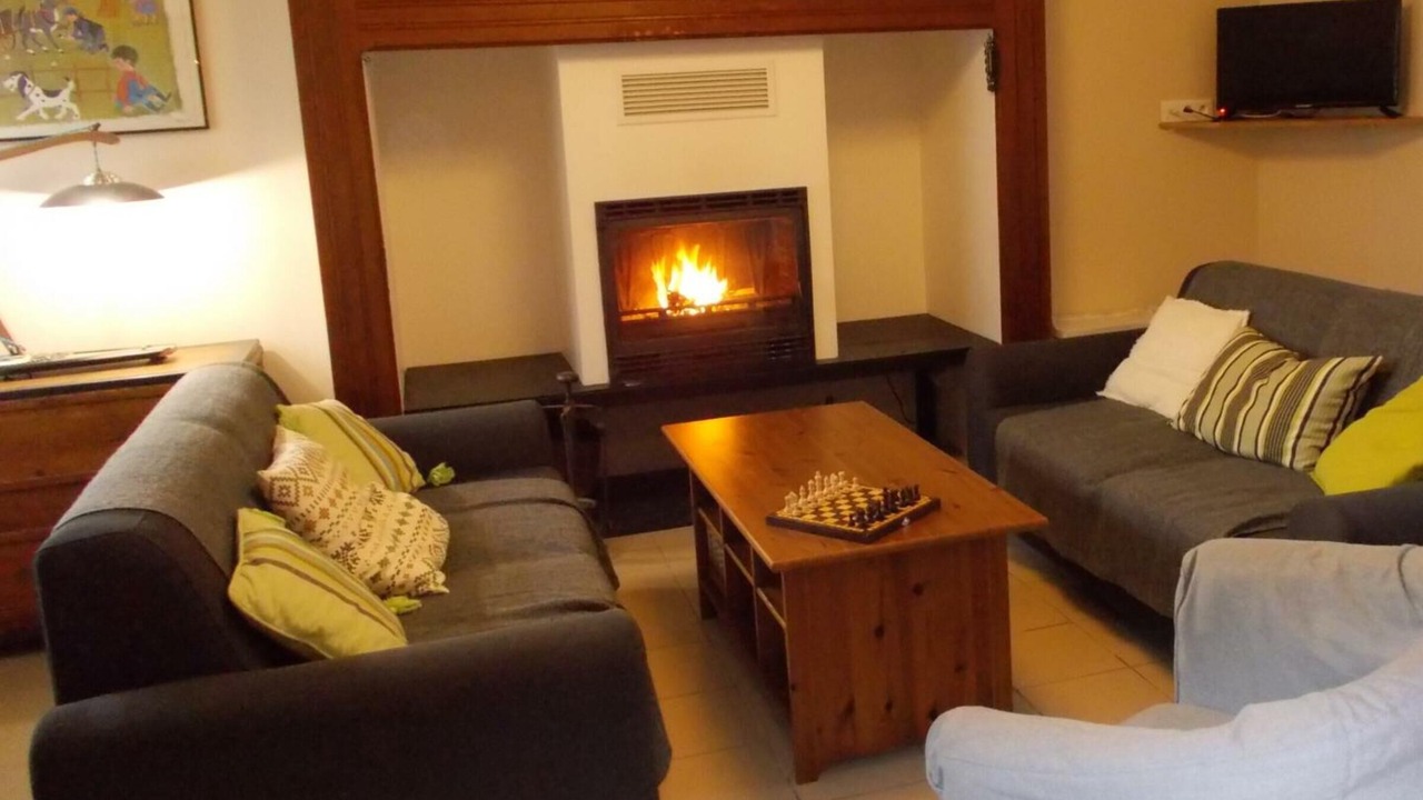 Photo of Livingroom in Coulaures