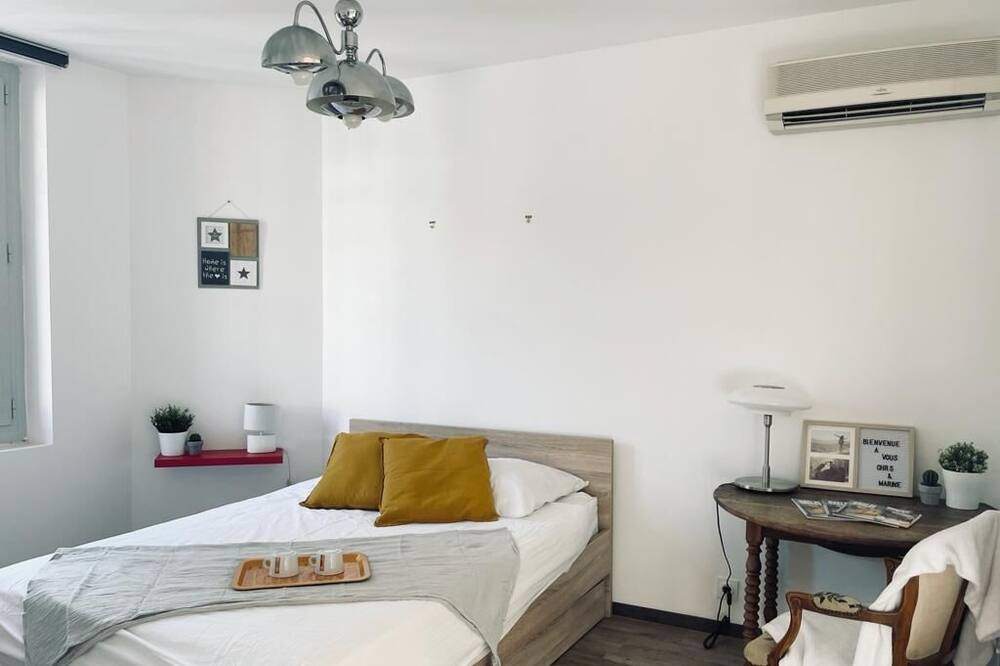 Photo of Bedroom in Mont-de-Marsan