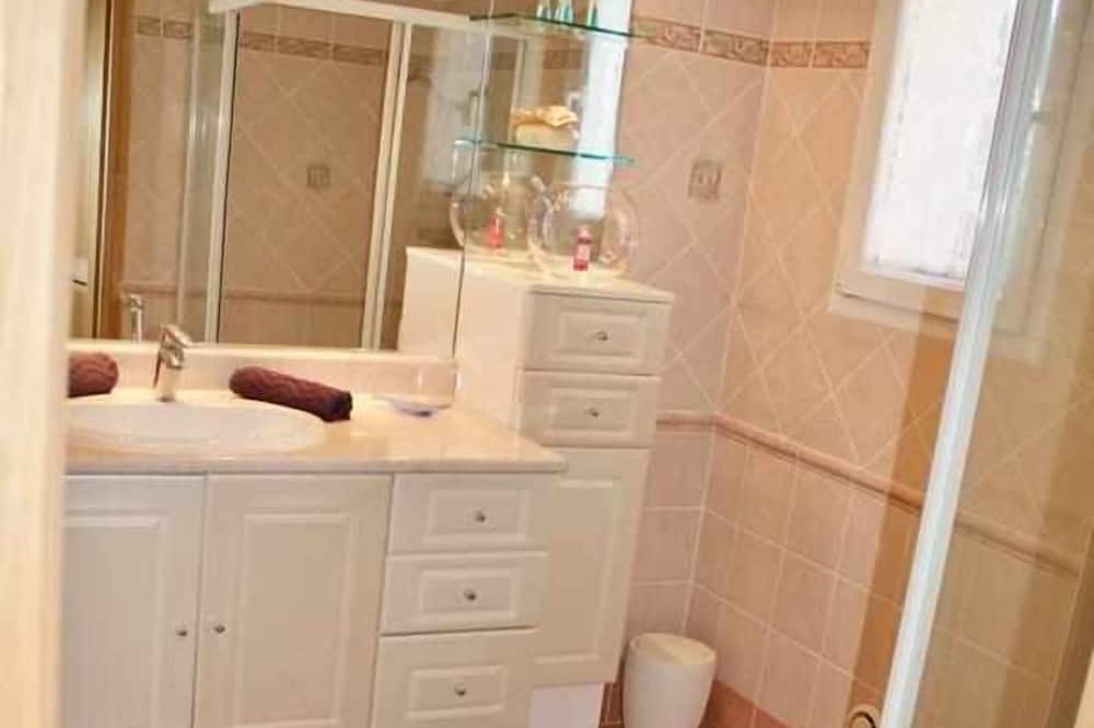 Photo of Bathroom in Puget-sur-Argens