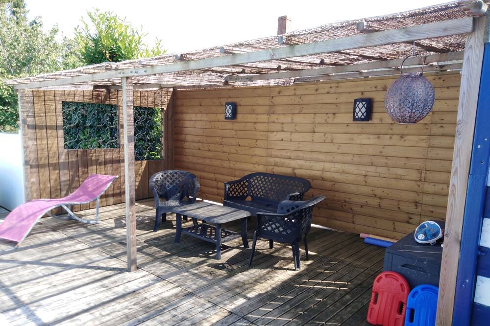 Photo of Patio Balcony in Villeneuve-la-Comtesse