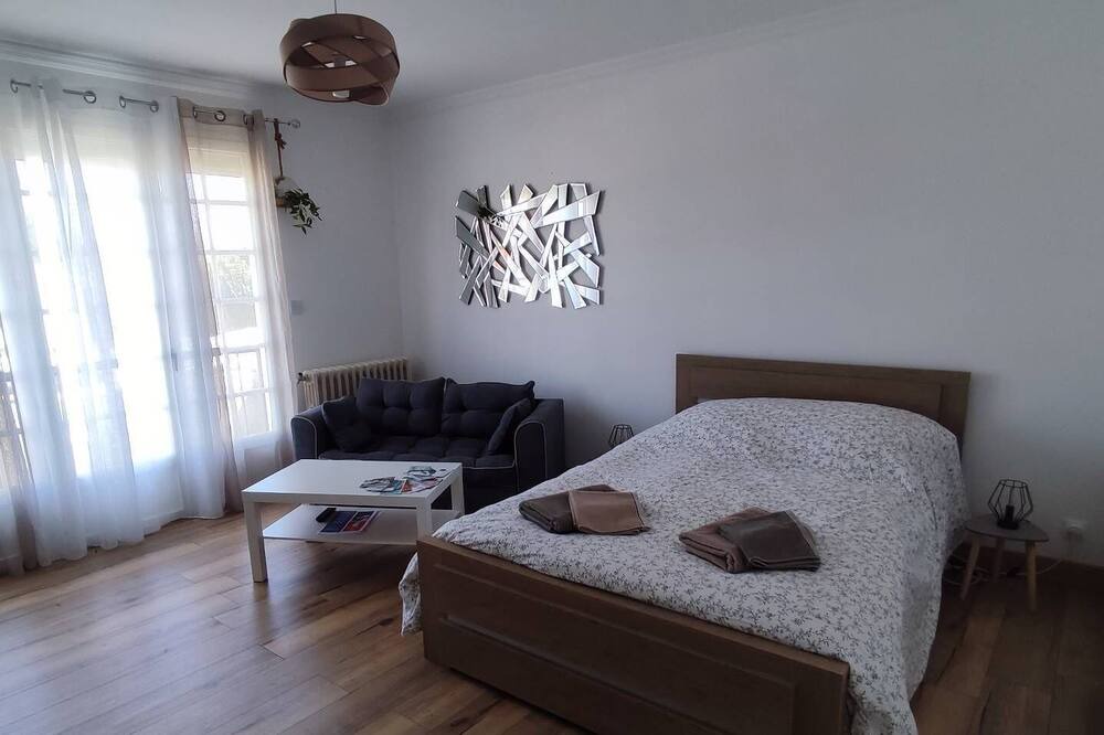 Photo of Bedroom in Puilboreau