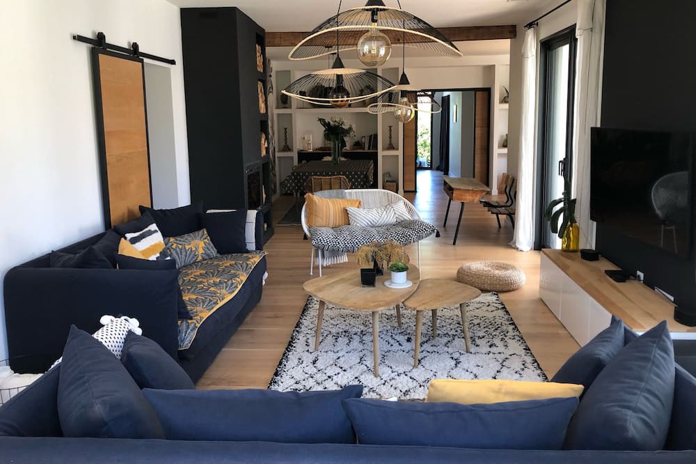 Photo of Livingroom in Gradignan
