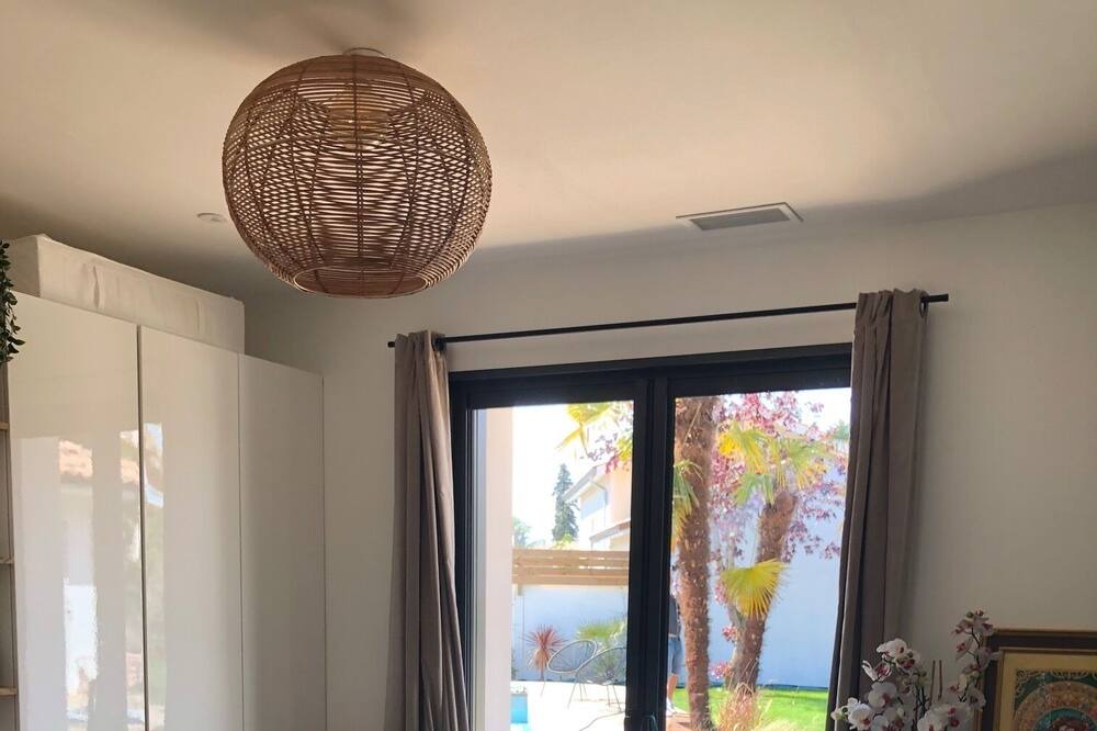 Photo of Bedroom in Gradignan