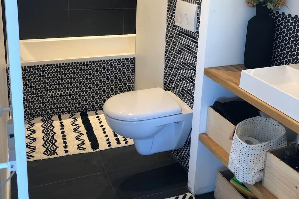 Photo of Bathroom in Gradignan