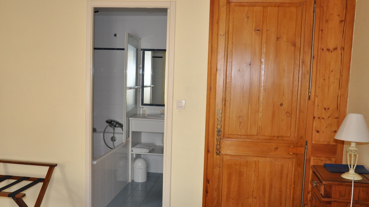 Photo of Bedroom in Aulnay