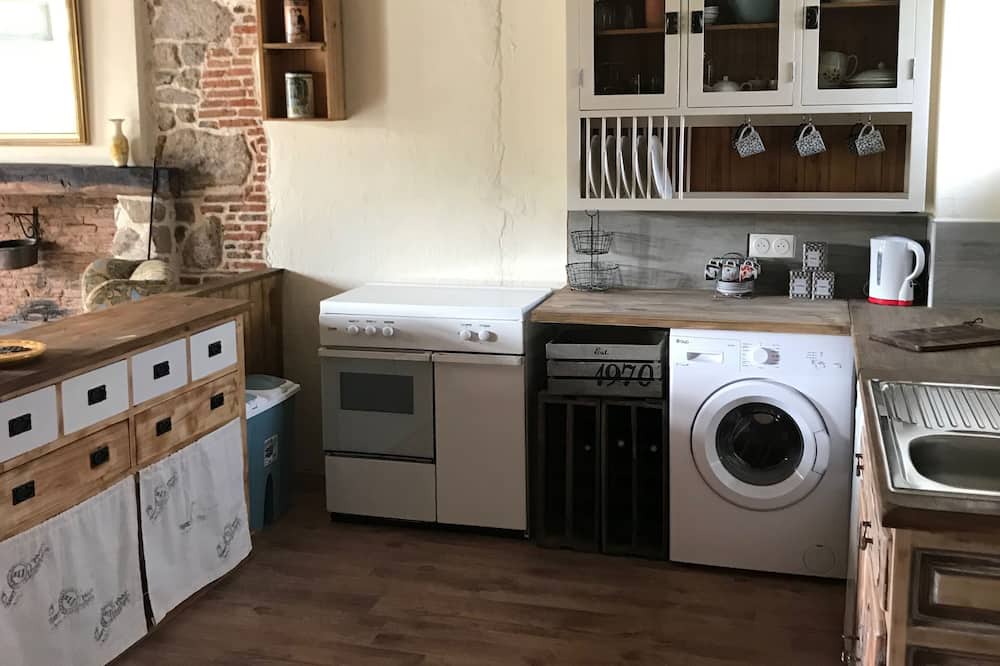 Photo of Kitchen in Lussac-Les-Eglises