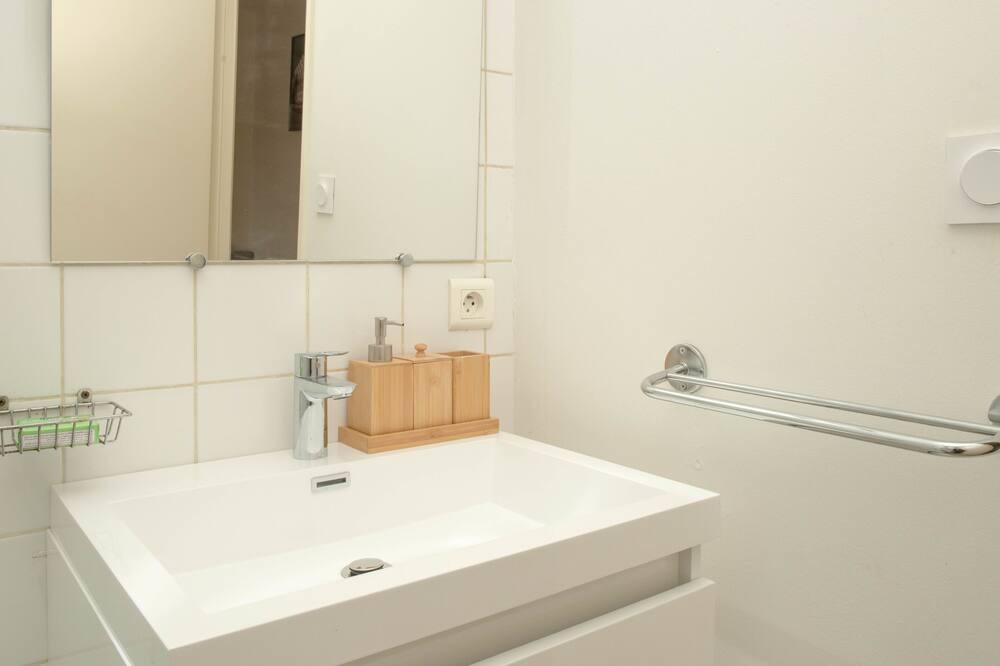 Photo of Bathroom in Poitiers