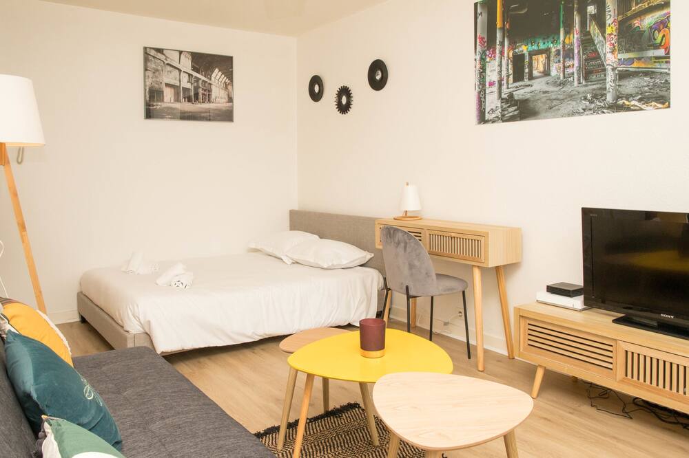 Photo of Bedroom in Poitiers