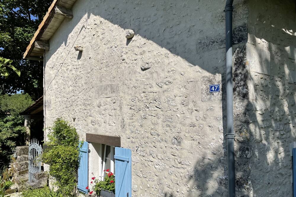 Photo of Outdoor in Sainte-Croix-de-Mareuil