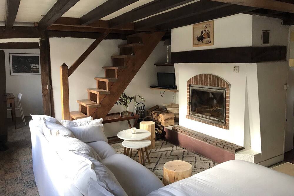 Photo of Livingroom in Luglon