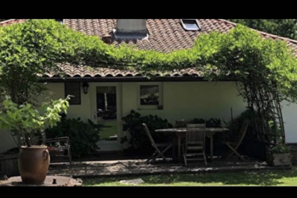 Photo of Outdoor in Luglon