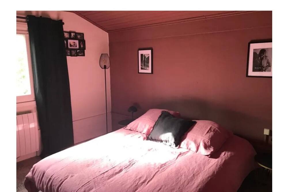 Photo of Bedroom in Luglon