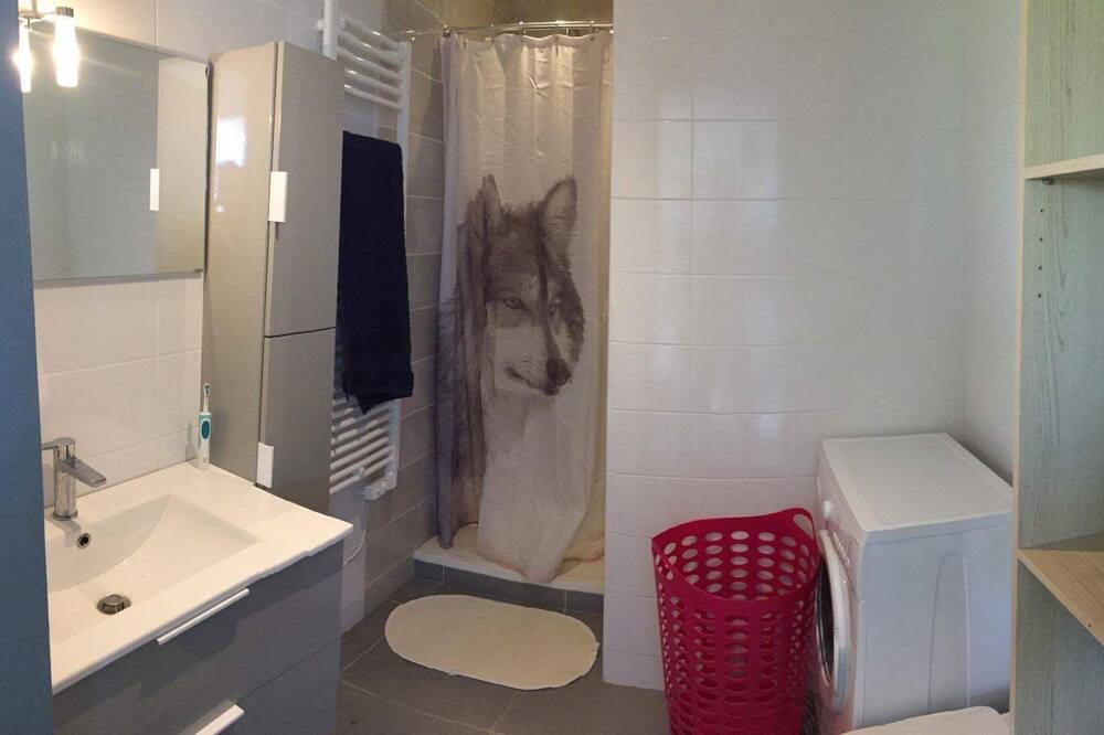 Photo of Bathroom in Angoulins