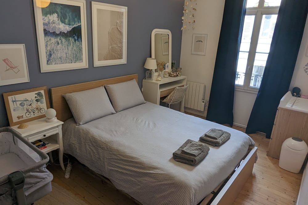 Photo of Bedroom in Lormont